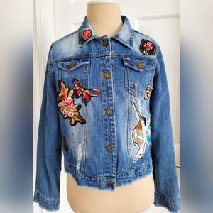 SAKS FIFTH AVENUE embroidered denim jacket. Size: S